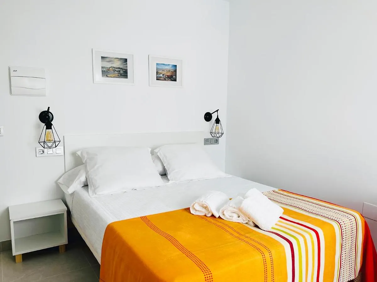 Hostal Las Palmas Carboneras Guest house