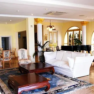 El Dorado Hotel